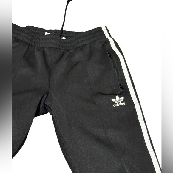 Women’s Adidas Pleated Track Pants Sz XS 3 Stripe Ankle Zip Joggers Black White - Picture 5 of 5